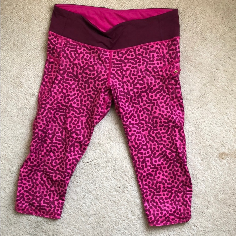 Lululemon crops